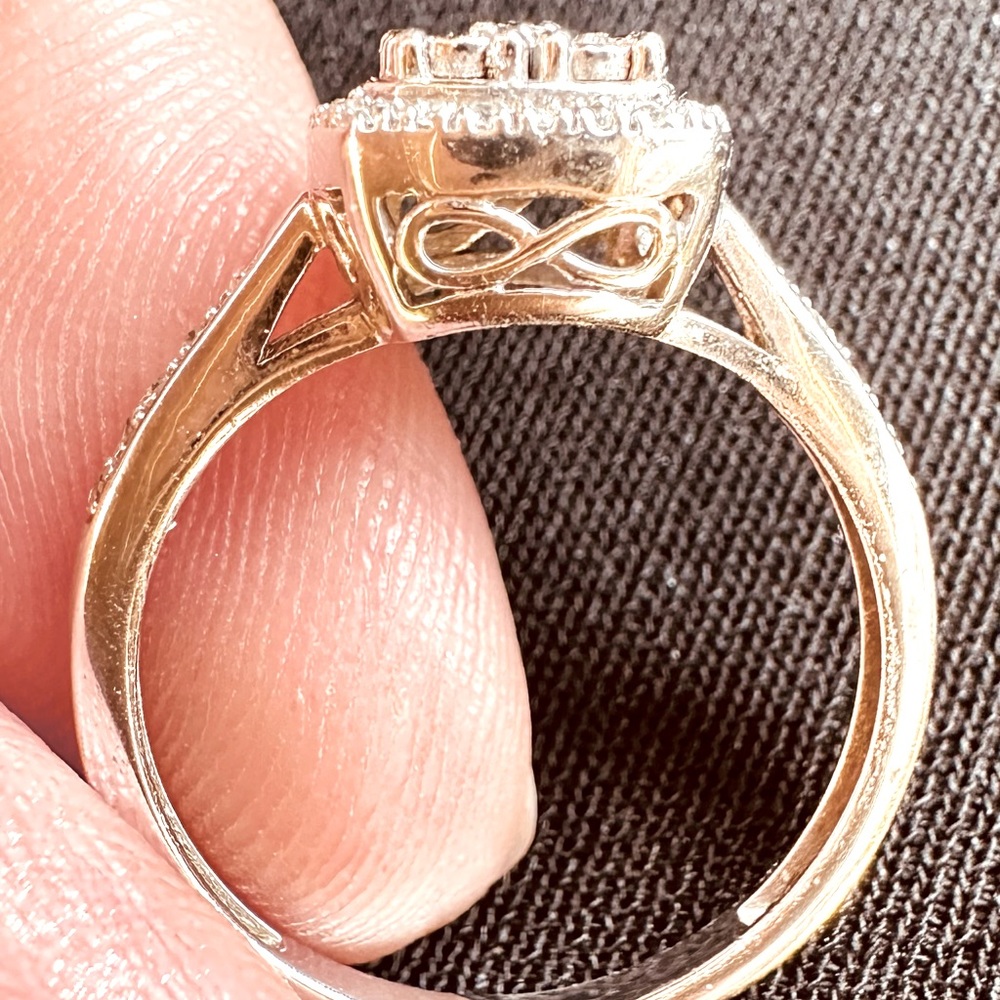 Timeless Silver Engagement Ring with Prong Setting and High Polish Finish